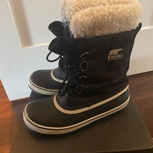 Sorel Women’s Winter Carnival Boots